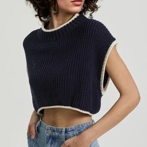 Zara Navy Blue Knit Crop Top
